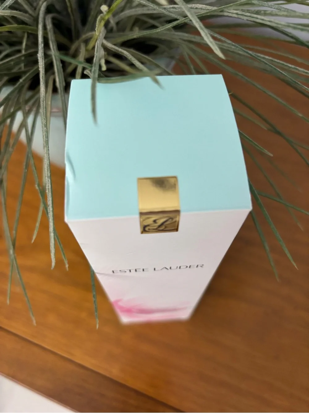 NEW.  Estee Lauder Micro Essence Treatment Lotion Fresh With Sakura Ferment